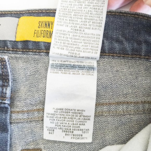 Levi's Signature Skinny Jeans - Picture 10 of 10